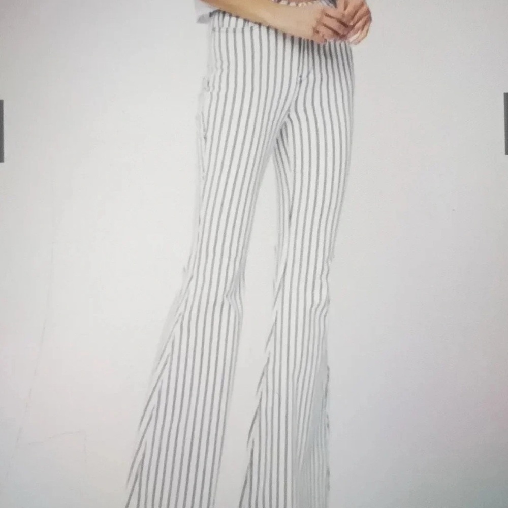 Judy Blue White Vertical-Striped Flare Jeans - Picture 14 of 14